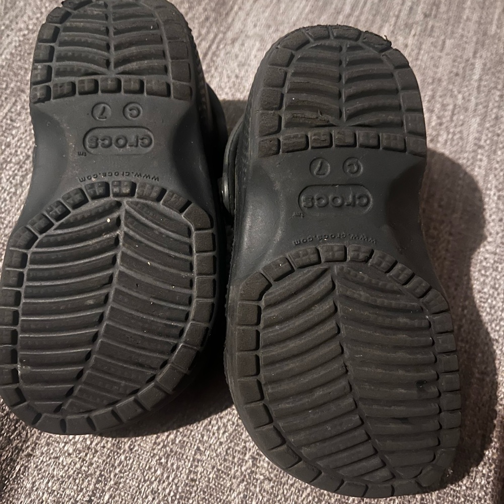 Crocs - Picture 2 of 2
